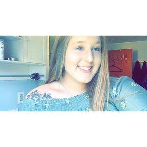 Meet your Posher, Tiera